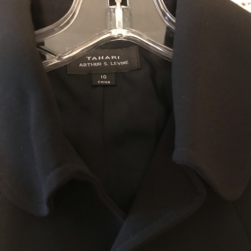 Stylish Black Jacket - image 3